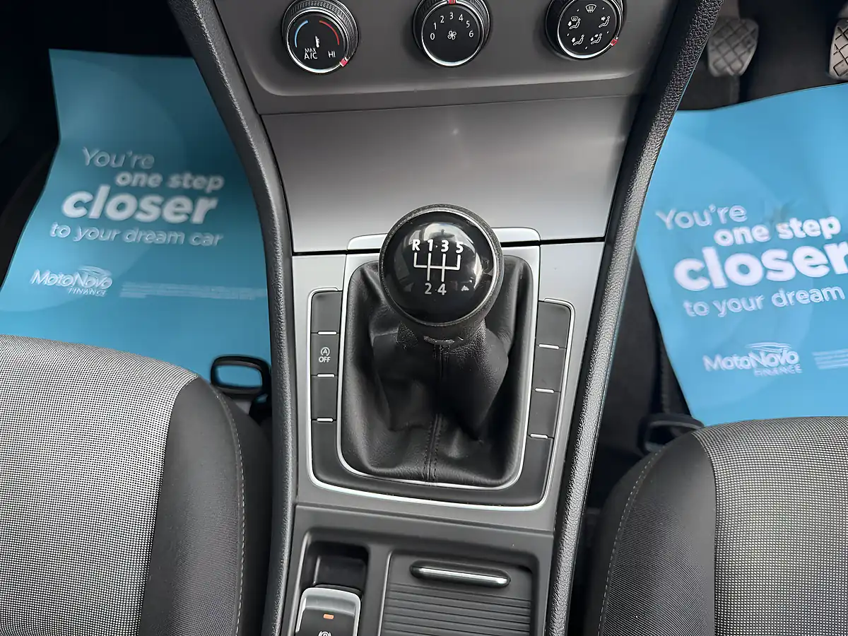 Used 2016 Volkswagen Golf Bluemotion Tech S Grey - Interior and Exterior details 16