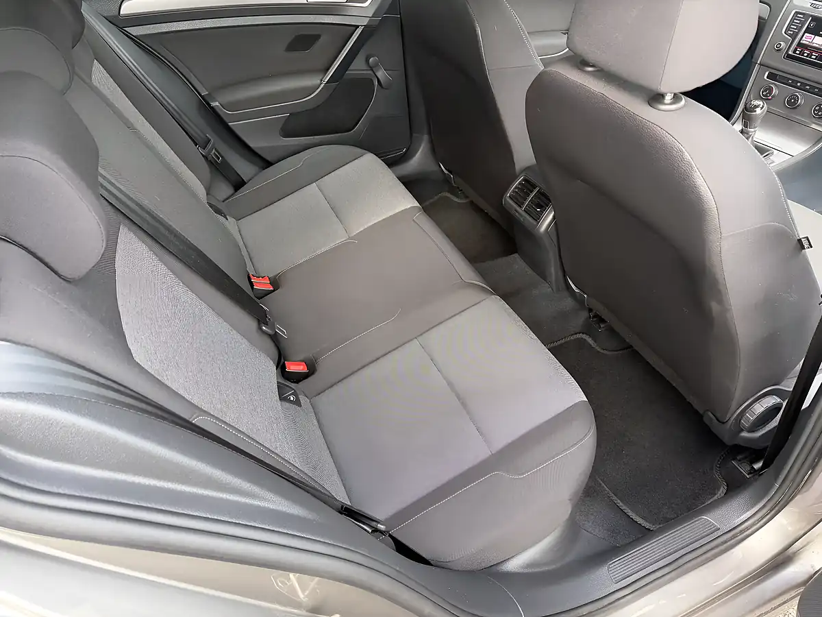 Used 2016 Volkswagen Golf Bluemotion Tech S Grey - Interior and Exterior details 19