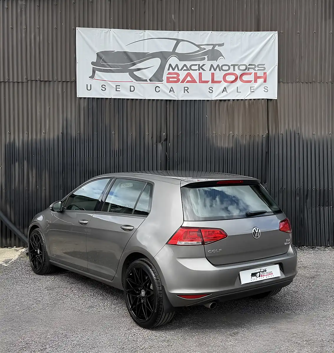 Used 2016 Volkswagen Golf Bluemotion Tech S Grey - Interior and Exterior details 7
