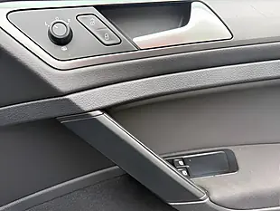 Used 2016 Volkswagen Golf Bluemotion Tech S Silver - Interior and Exterior details 16