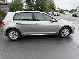 Used 2016 Volkswagen Golf Bluemotion Tech S Silver - Interior and Exterior details 7