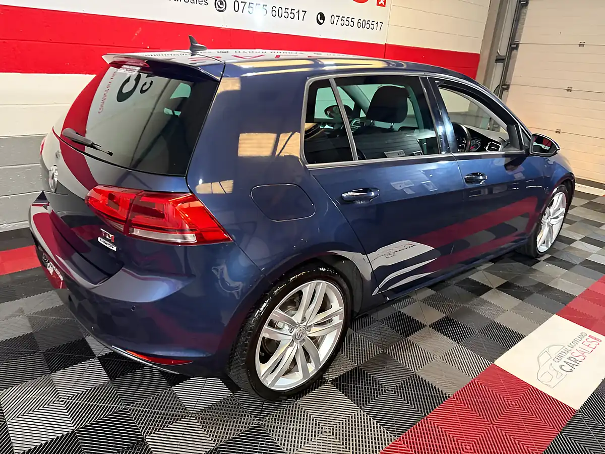Used 2016 Volkswagen Golf GT Edition Blue - Interior and Exterior details 10