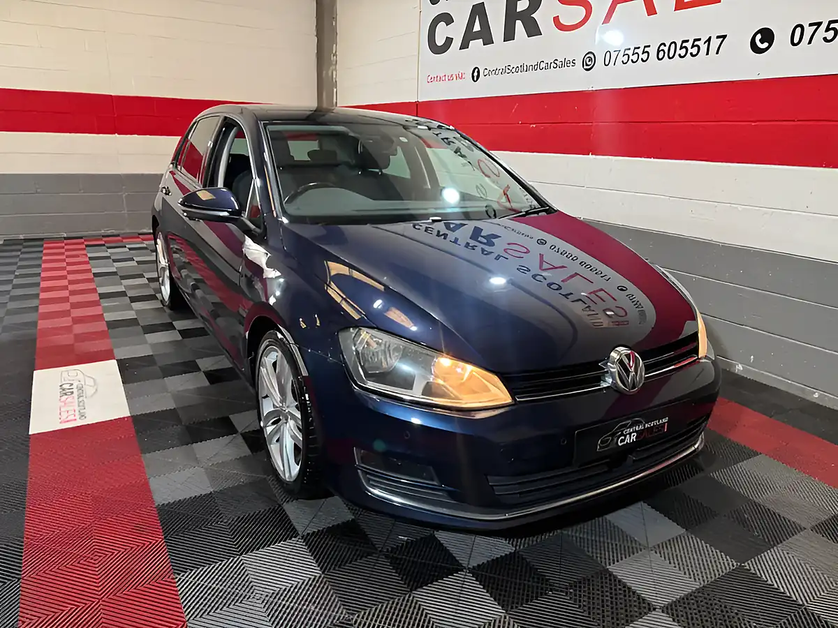 Used 2016 Volkswagen Golf GT Edition Blue - Interior and Exterior details 5