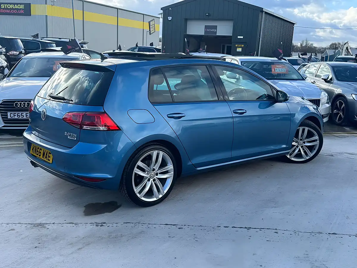 Used 2016 Volkswagen Golf GT Edition Blue - Interior and Exterior details 12