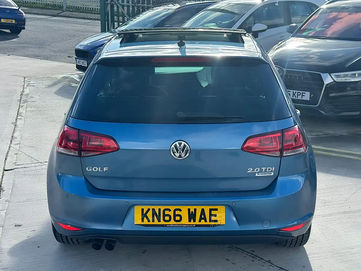 Used 2016 Volkswagen Golf GT Edition Blue - Interior and Exterior details 9