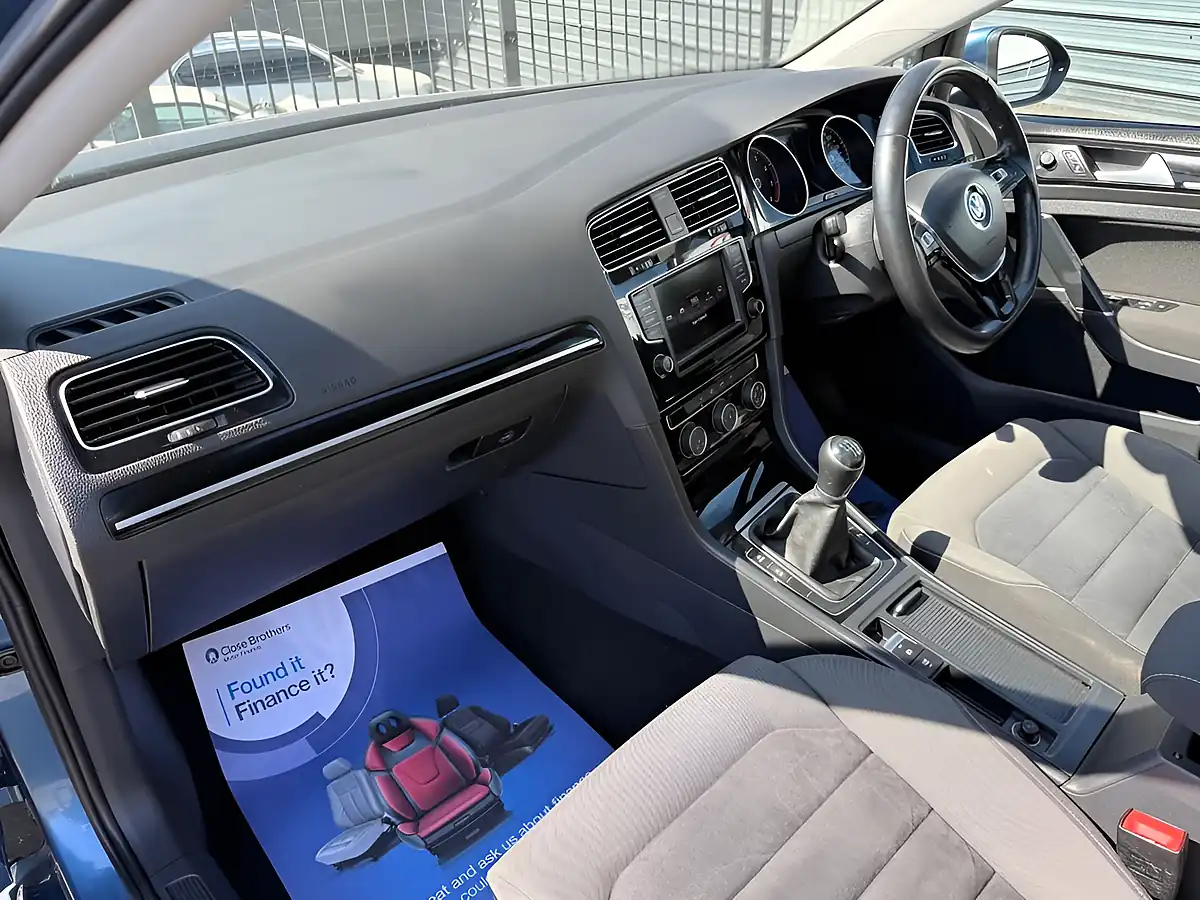 Used 2016 Volkswagen Golf GT Edition Pacific Blue - Interior and Exterior details 13