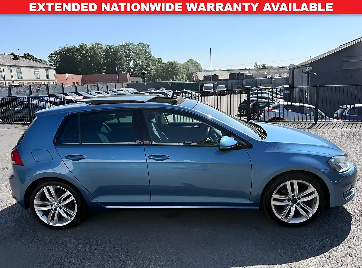 Used 2016 Volkswagen Golf GT Edition Pacific Blue - Interior and Exterior details 4