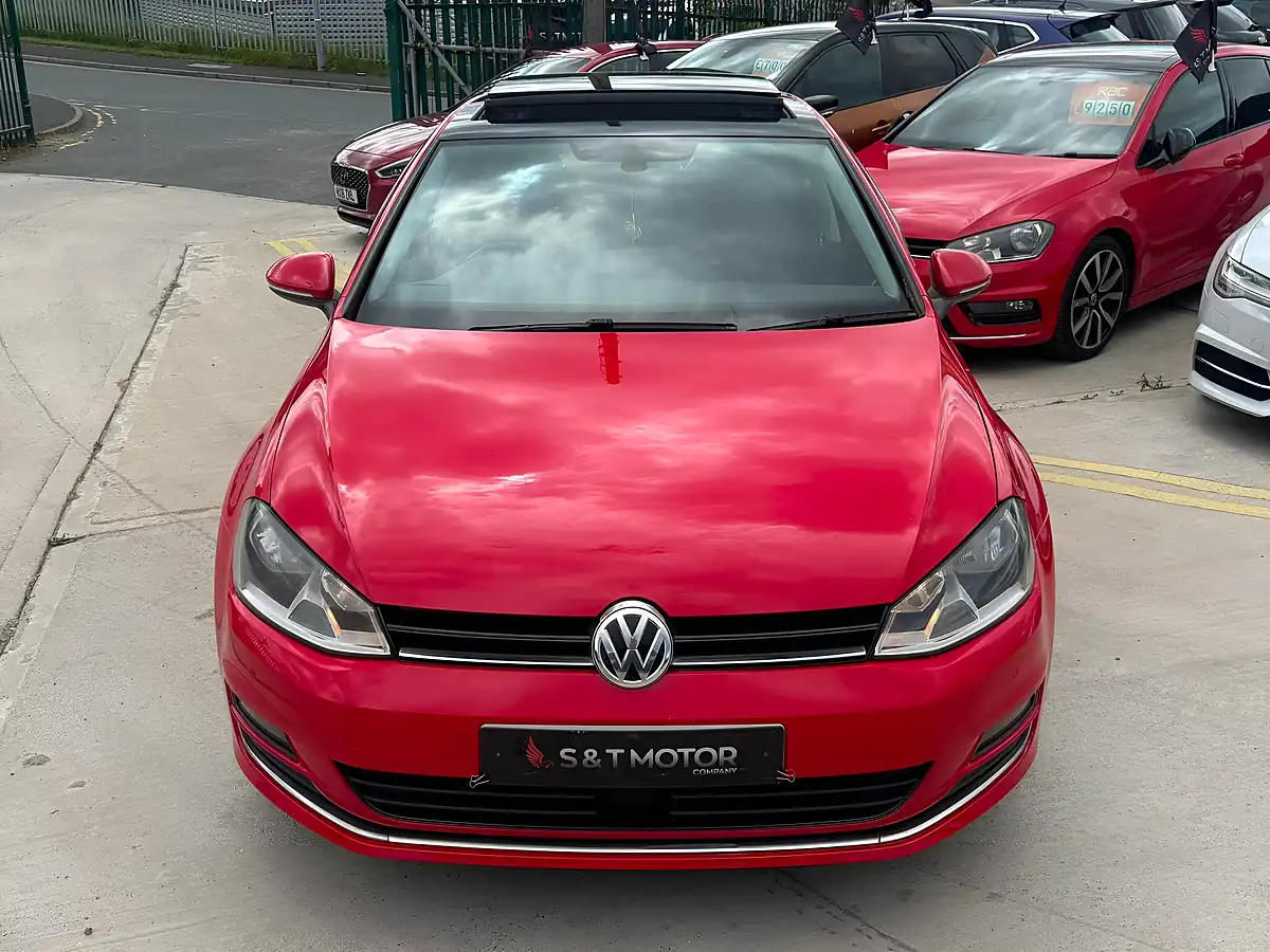 Used 2016 Volkswagen Golf GT Edition Red - Interior and Exterior details 3