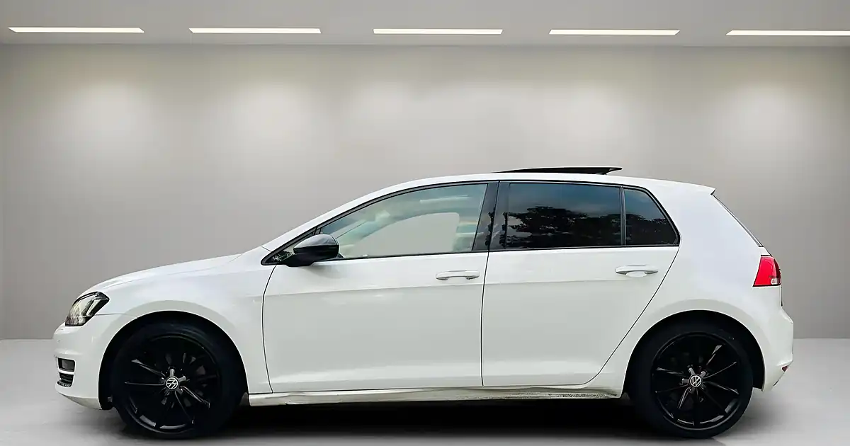 Used 2016 Volkswagen Golf GT Edition White - Interior and Exterior details 7