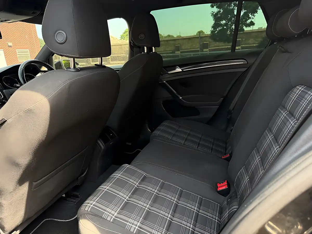 Used 2016 Volkswagen Golf Gtd Black - Interior and Exterior details 18