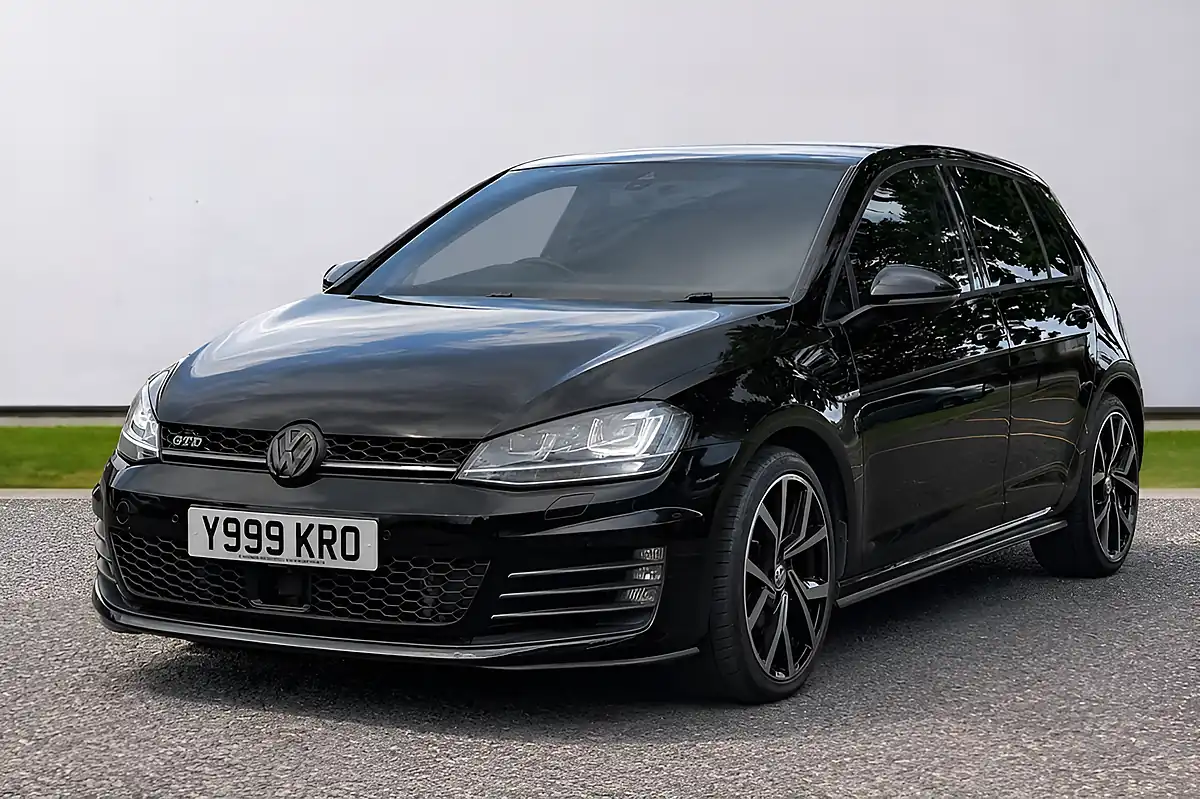 Used 2016 Volkswagen Golf Gtd Black - Interior and Exterior details 3
