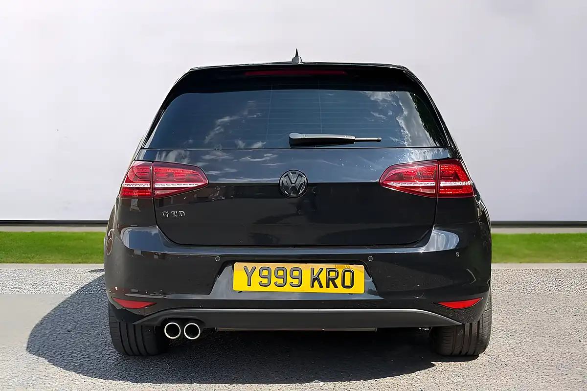 Used 2016 Volkswagen Golf Gtd Black - Interior and Exterior details 6