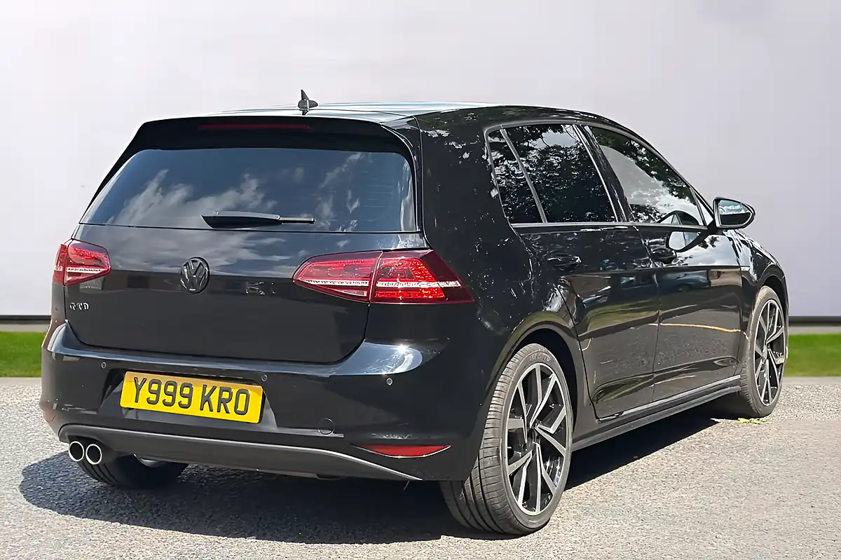 Used 2016 Volkswagen Golf Gtd Black - Interior and Exterior details 7