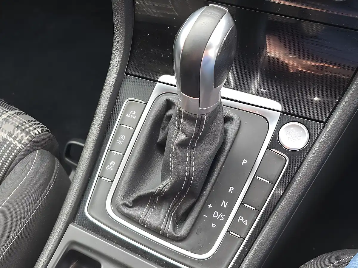 Used 2016 Volkswagen Golf Gtd Black - Interior and Exterior details 13
