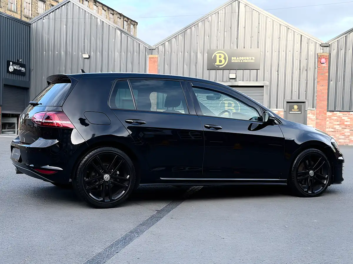 Used 2016 Volkswagen Golf Gtd Black - Interior and Exterior details 14