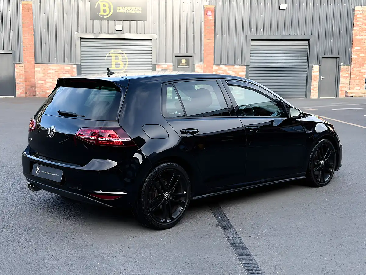 Used 2016 Volkswagen Golf Gtd Black - Interior and Exterior details 17