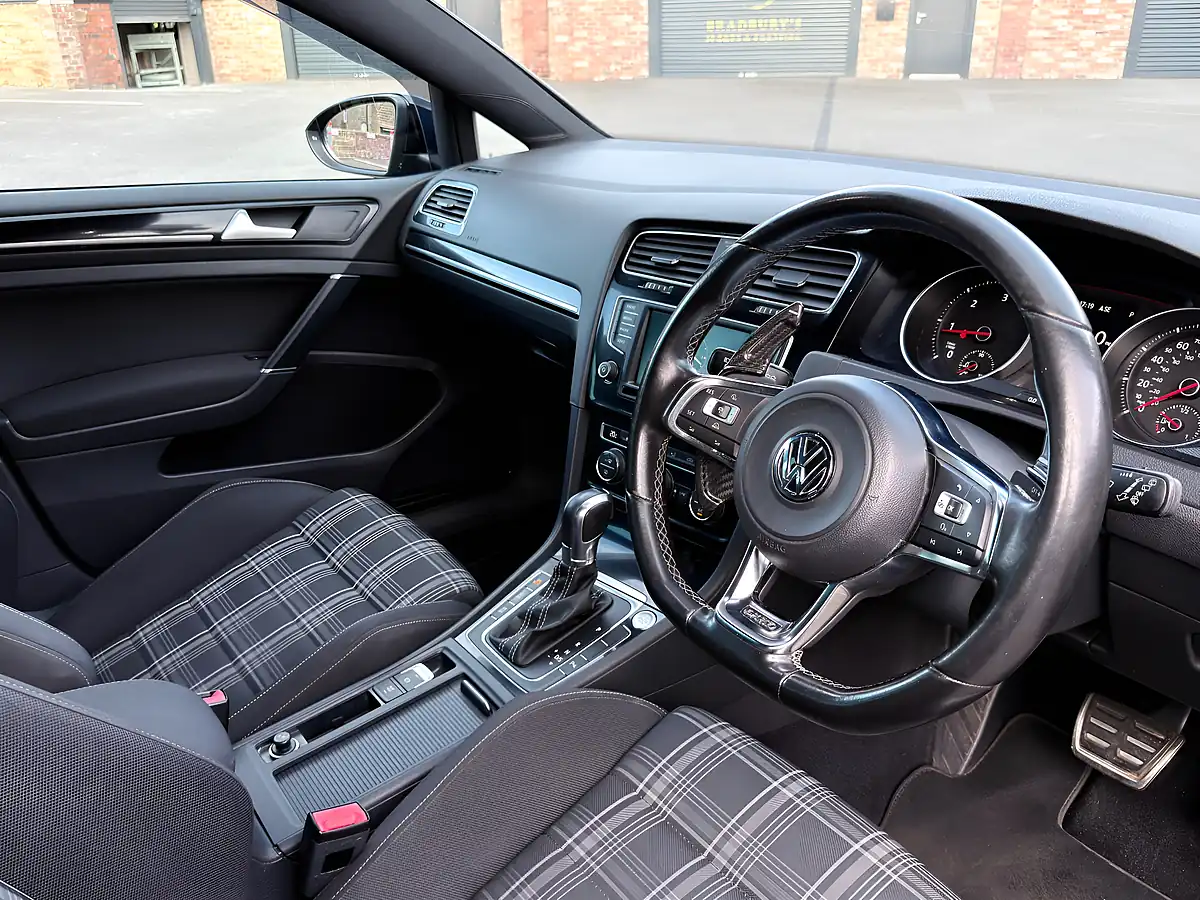 Used 2016 Volkswagen Golf Gtd Black - Interior and Exterior details 18