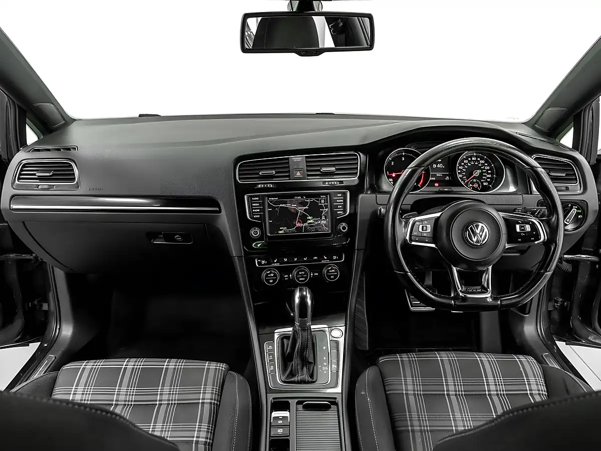 Used 2016 Volkswagen Golf Gtd Grey - Interior and Exterior details 15