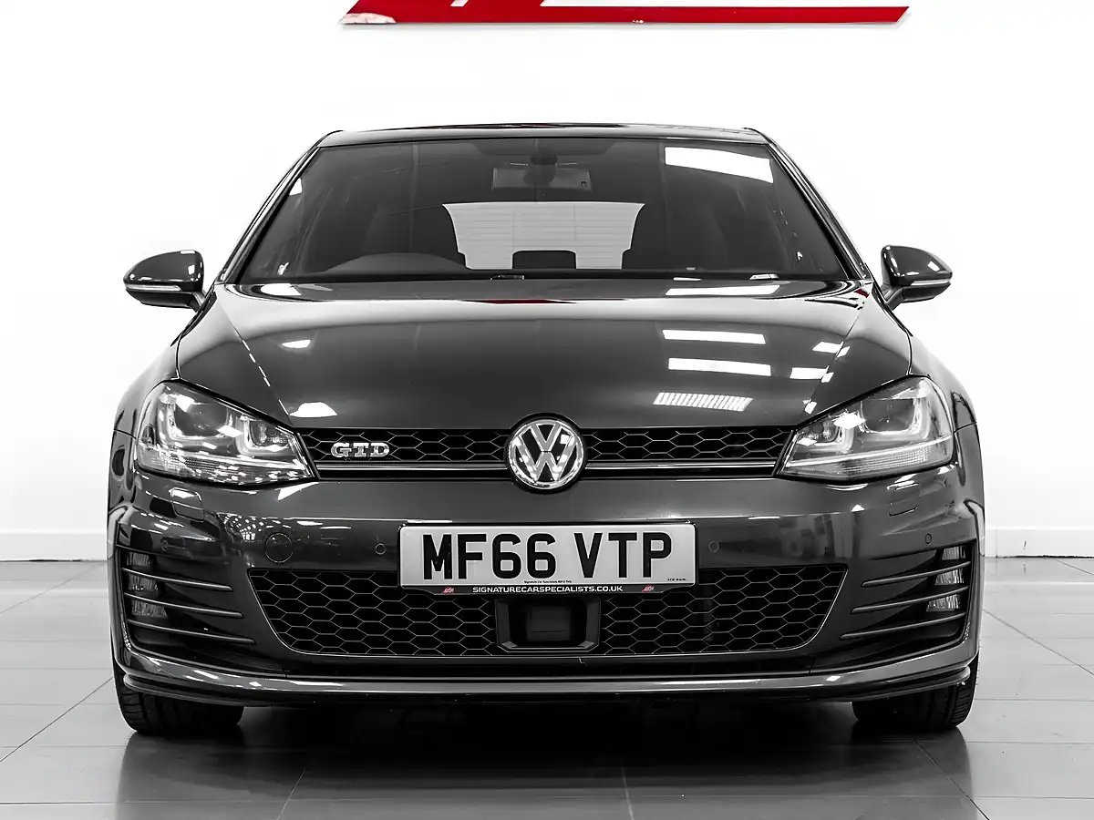 Used 2016 Volkswagen Golf Gtd Grey - Interior and Exterior details 4