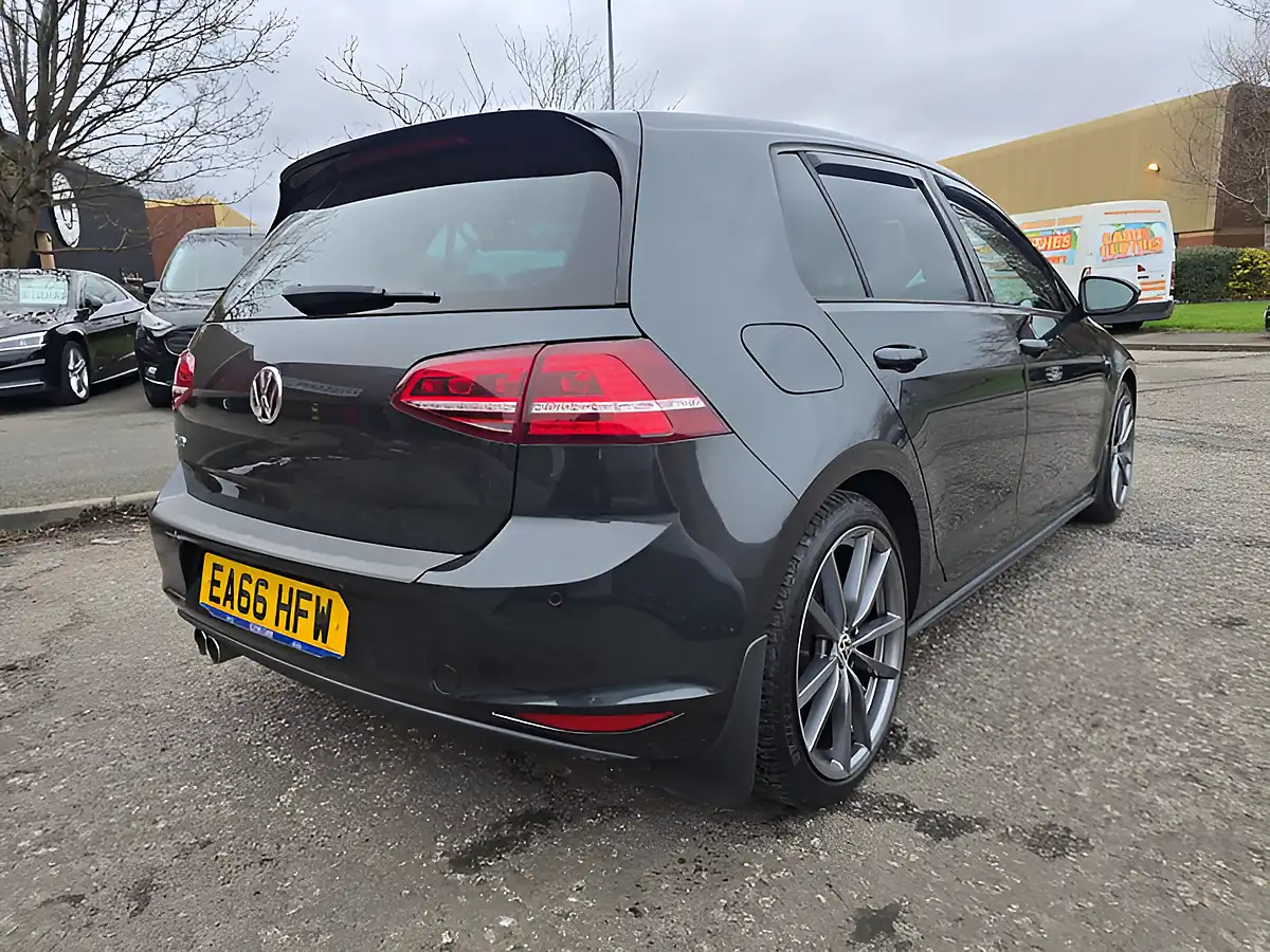 Used 2016 Volkswagen Golf Gtd Grey - Interior and Exterior details 10