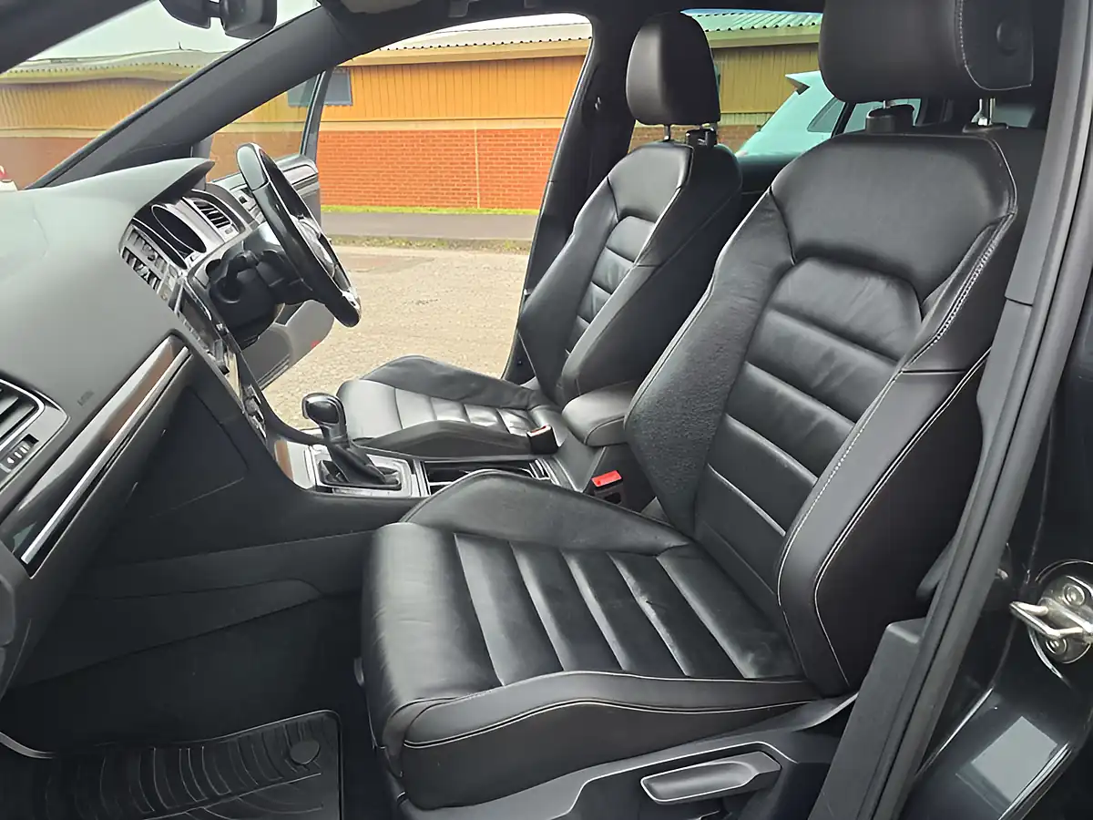 Used 2016 Volkswagen Golf Gtd Grey - Interior and Exterior details 16