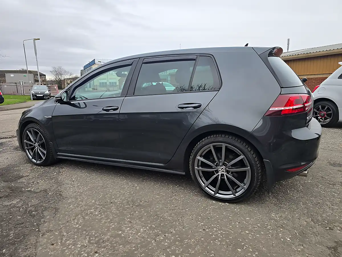 Used 2016 Volkswagen Golf Gtd Grey - Interior and Exterior details 7