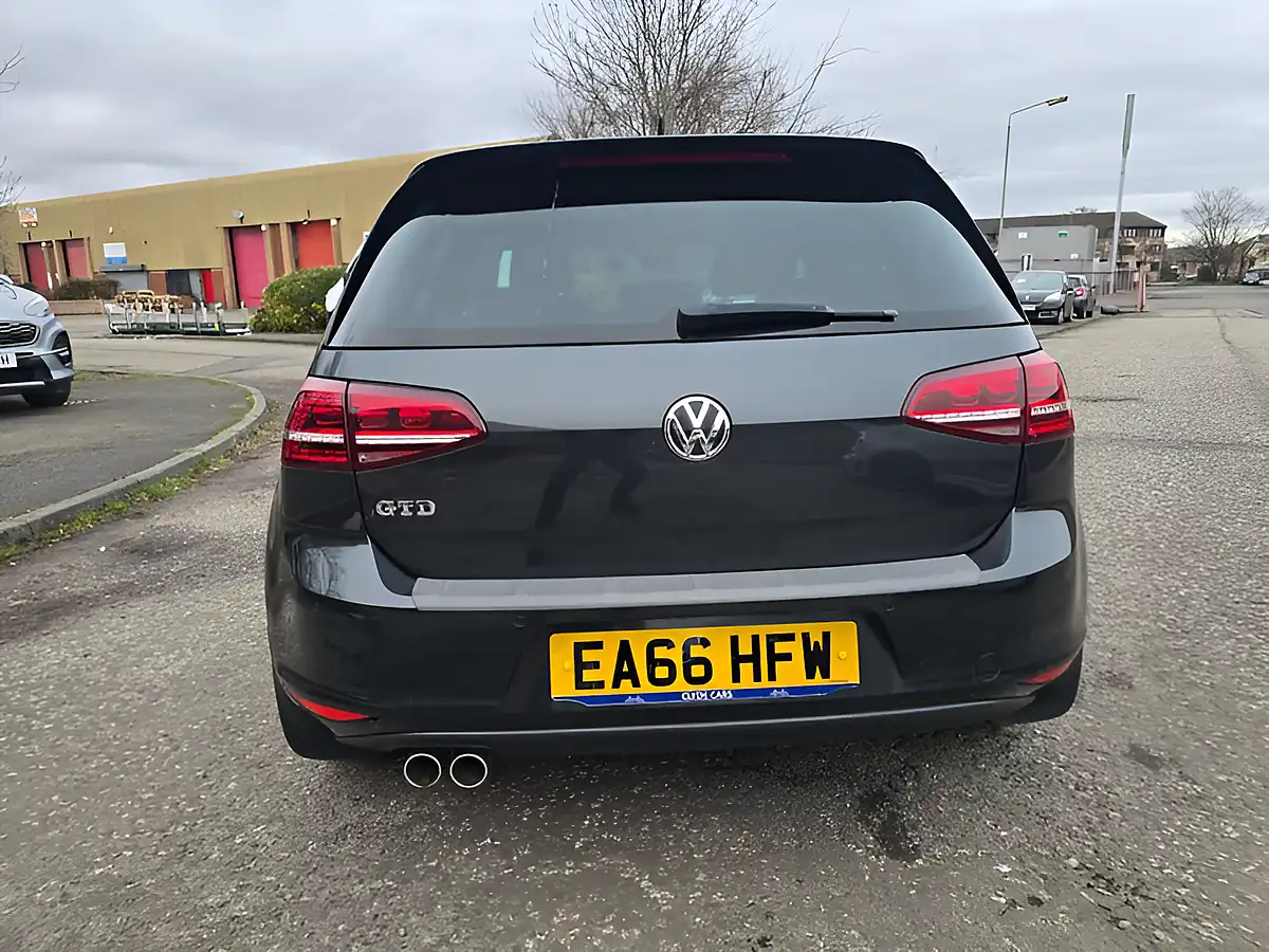 Used 2016 Volkswagen Golf Gtd Grey - Interior and Exterior details 9