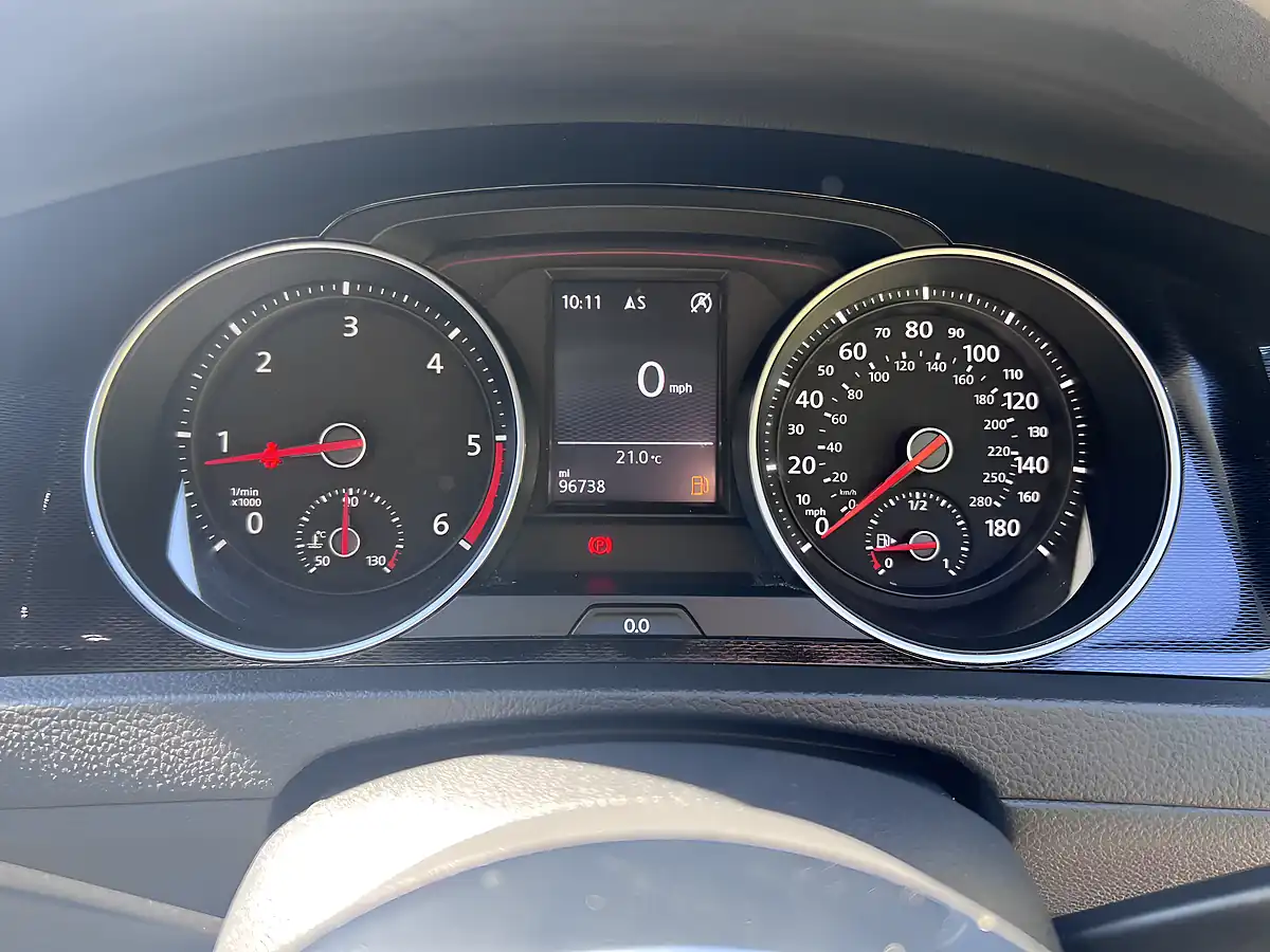 Used 2016 Volkswagen Golf Gtd Grey - Interior and Exterior details 14