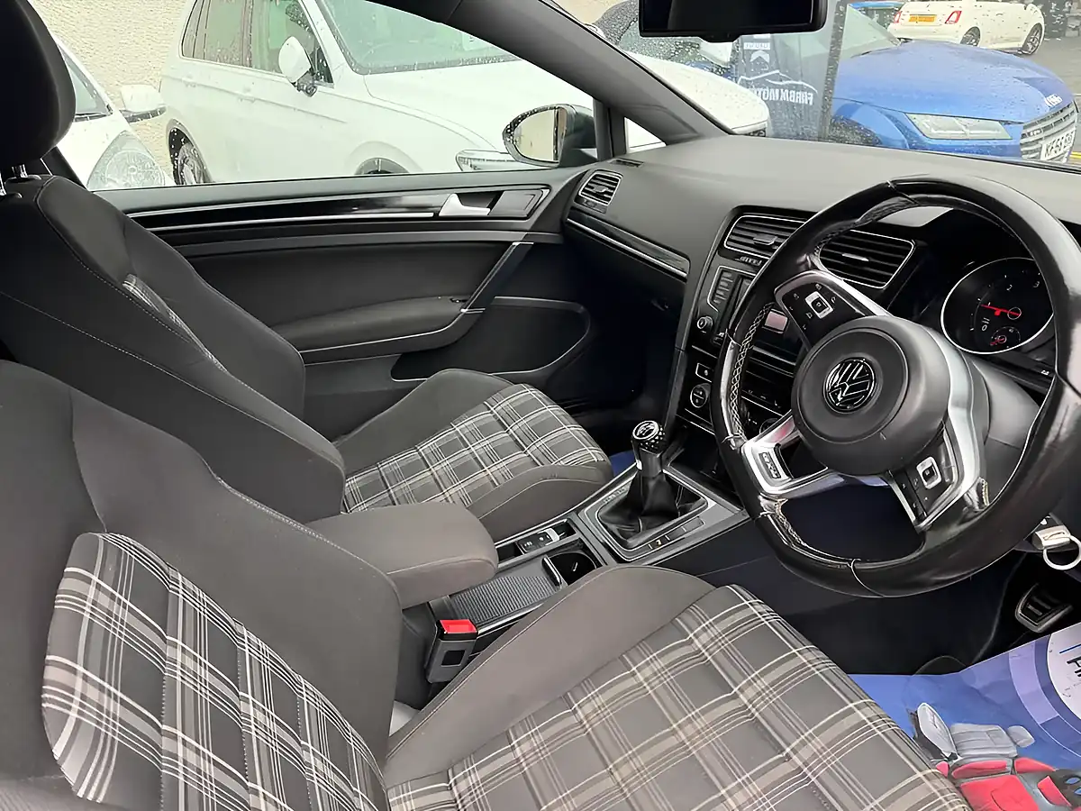 Used 2016 Volkswagen Golf Gtd Grey - Interior and Exterior details 5