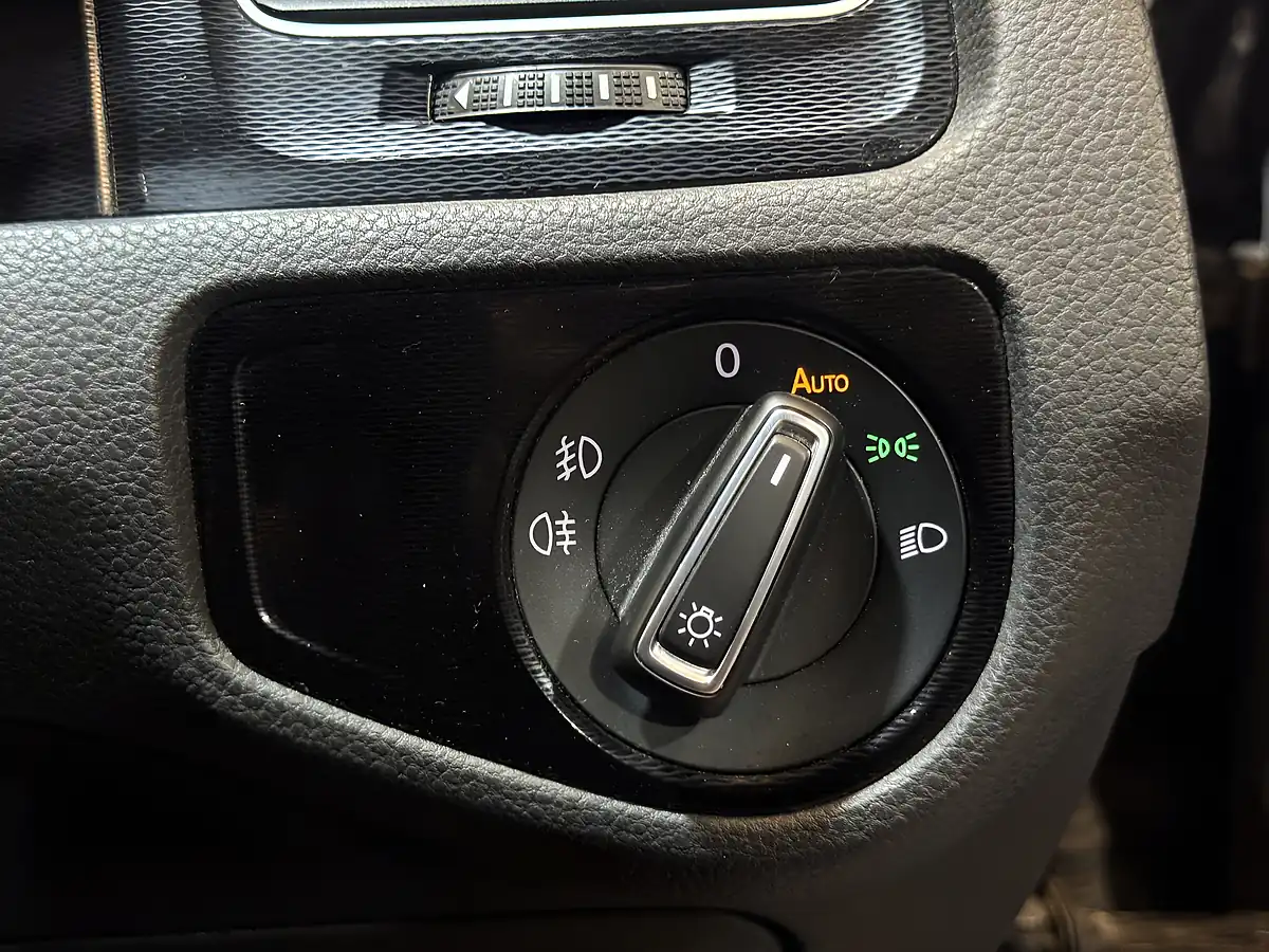 Used 2016 Volkswagen Golf Gtd Grey - Interior and Exterior details 18