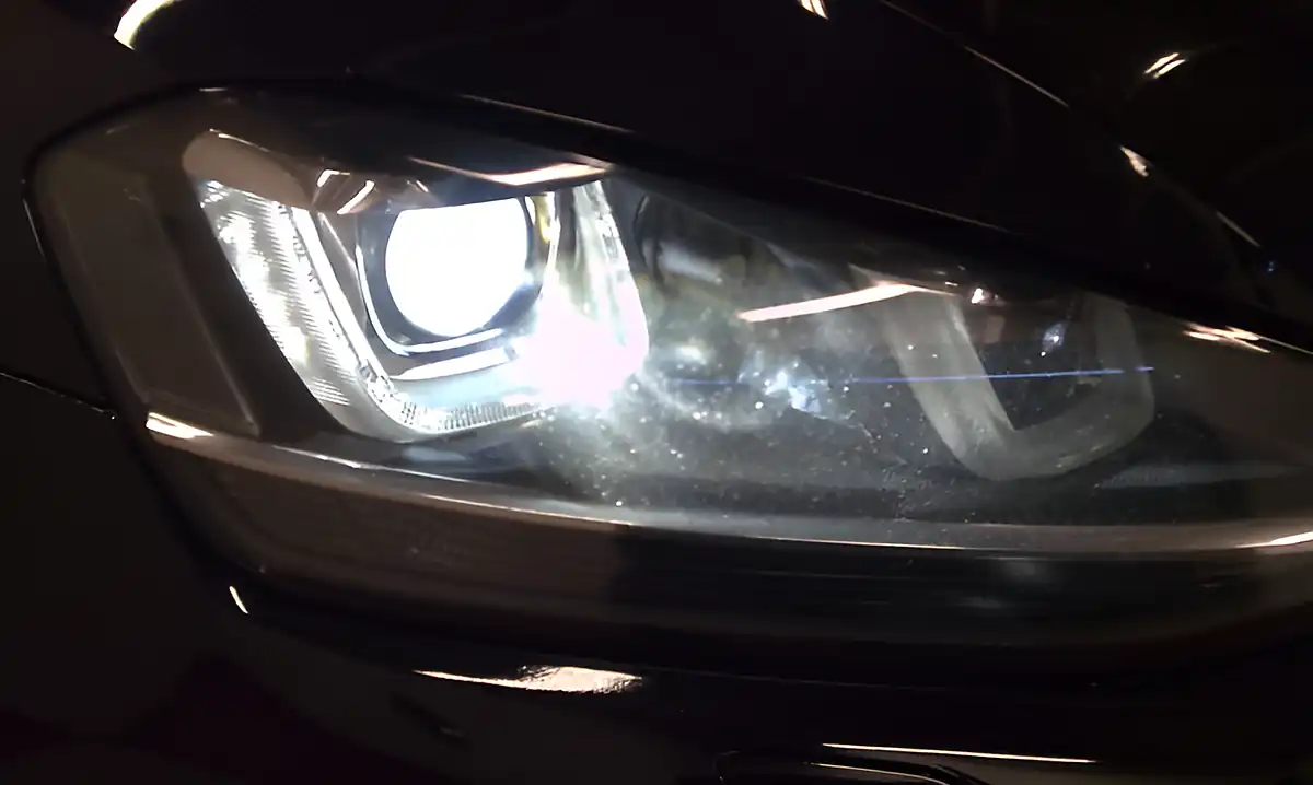 Used 2016 Volkswagen Golf Gtd Metallic Black - Interior and Exterior details 14