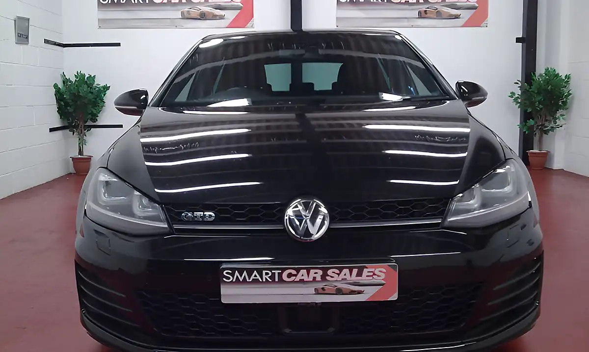 Used 2016 Volkswagen Golf Gtd Metallic Black - Interior and Exterior details 4