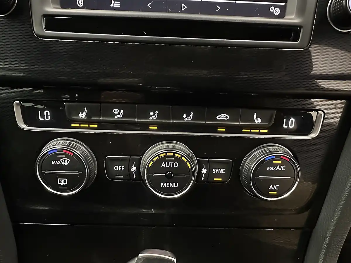 Used 2016 Volkswagen Golf Gtd (nav) Grey - Interior and Exterior details 18
