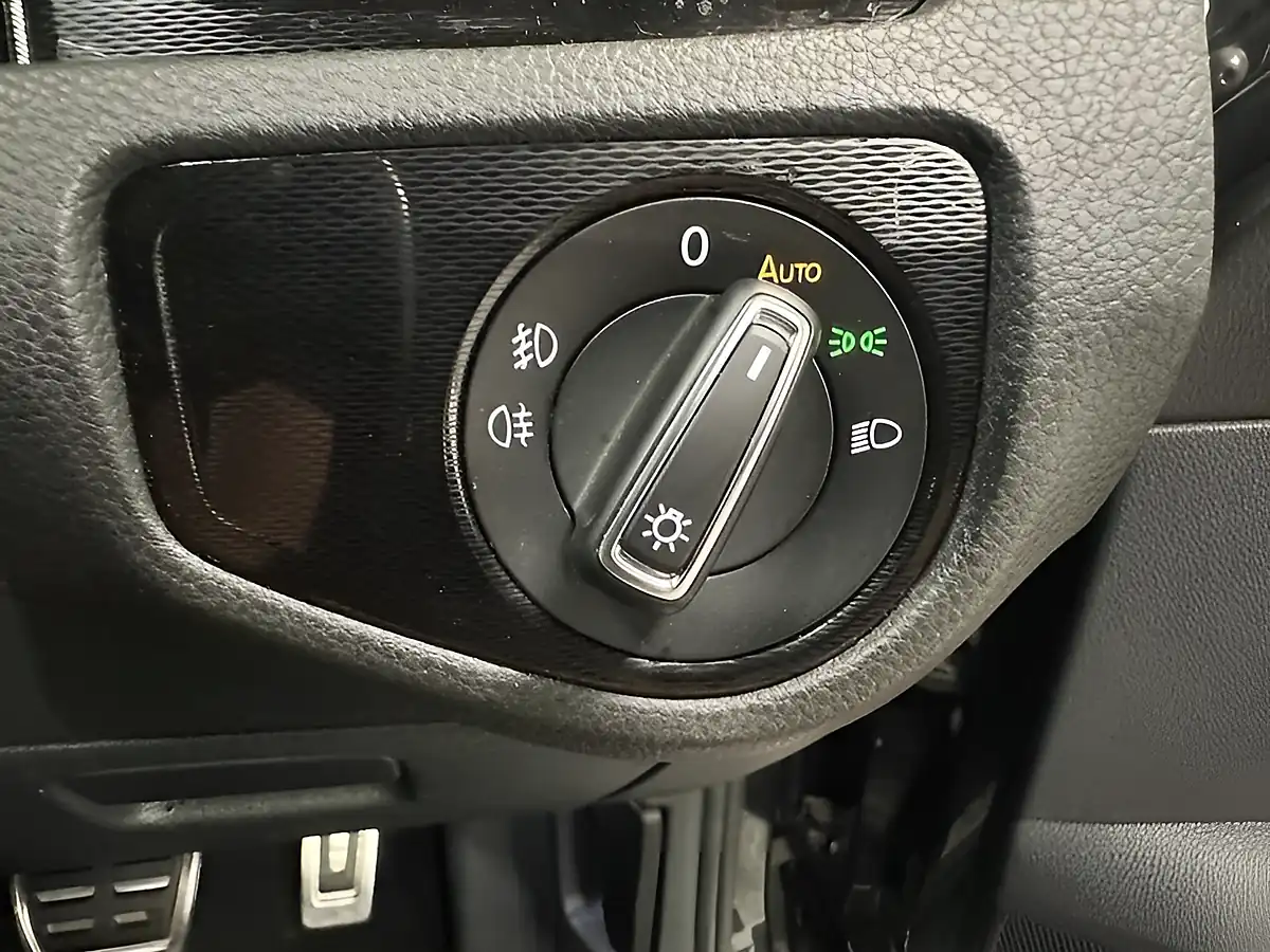 Used 2016 Volkswagen Golf Gtd (nav) Grey - Interior and Exterior details 20