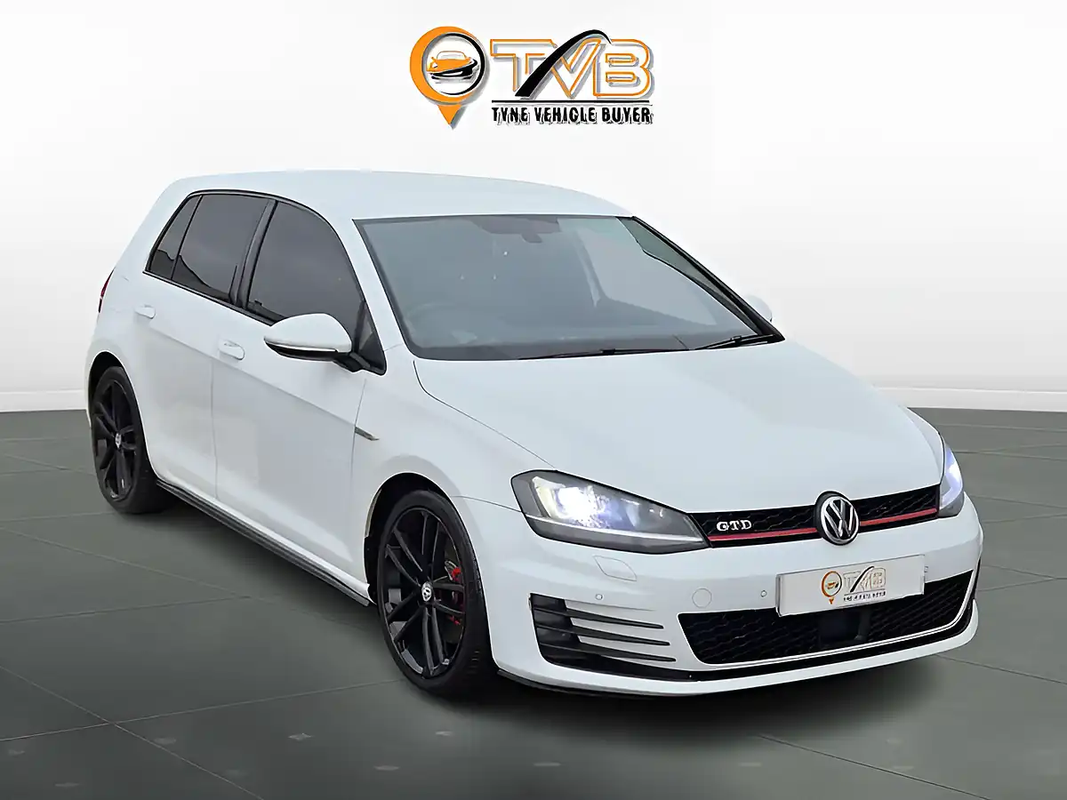 Used 2016 Volkswagen Golf Gtd Pure White - Interior and Exterior details 13