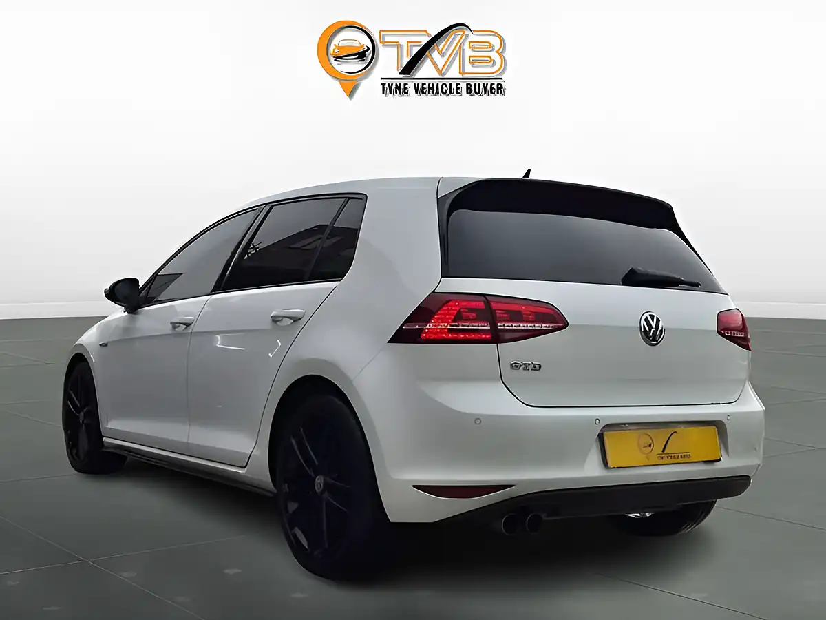 Used 2016 Volkswagen Golf Gtd Pure White - Interior and Exterior details 14
