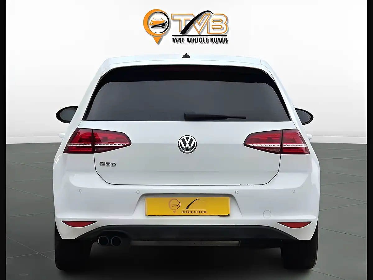 Used 2016 Volkswagen Golf Gtd Pure White - Interior and Exterior details 16