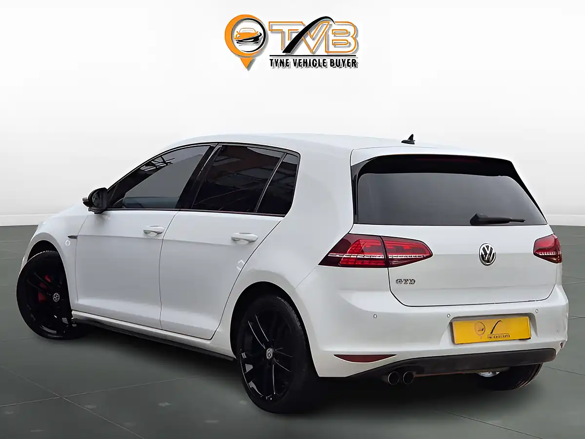 Used 2016 Volkswagen Golf Gtd Pure White - Interior and Exterior details 5