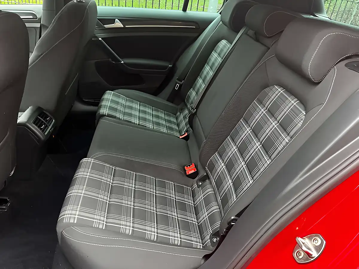 Used 2016 Volkswagen Golf Gtd Red - Interior and Exterior details 15