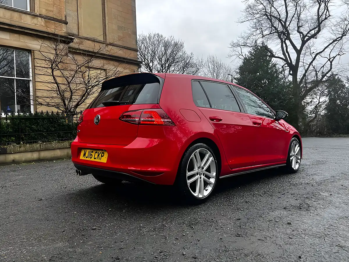 Used 2016 Volkswagen Golf Gtd Red - Interior and Exterior details 7