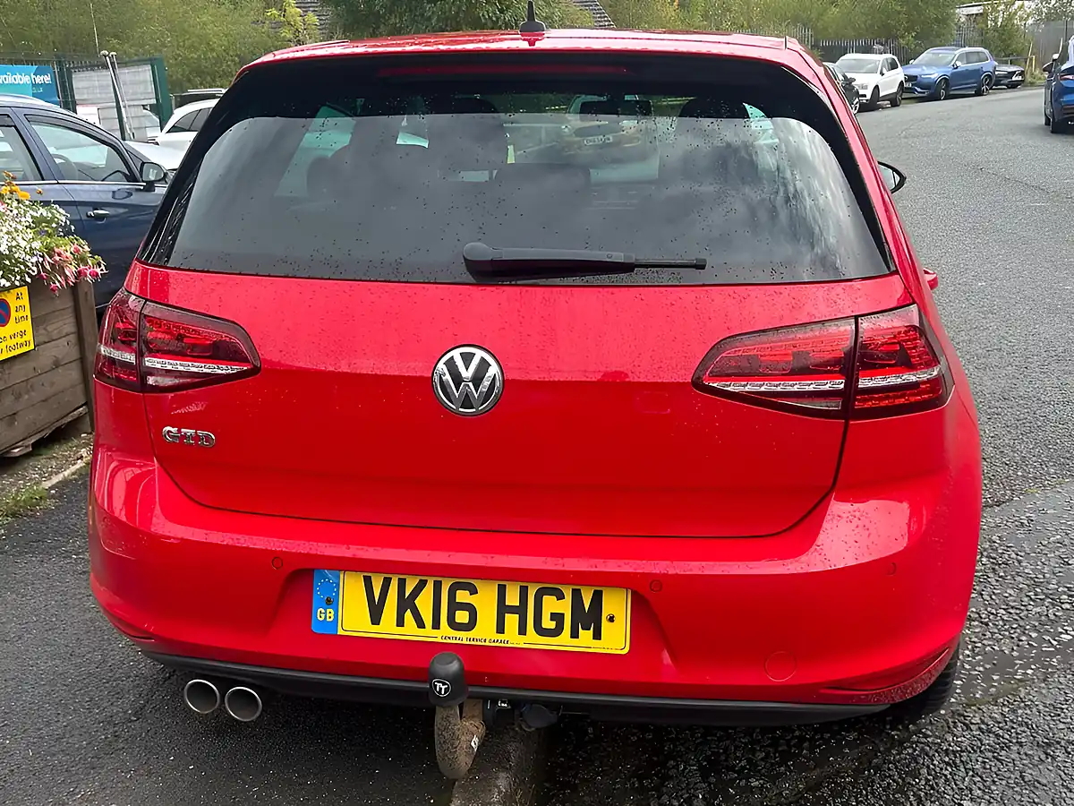 Used 2016 Volkswagen Golf Gtd Red - Interior and Exterior details 10