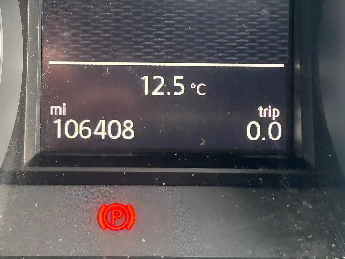 Used 2016 Volkswagen Golf Gtd Red - Interior and Exterior details 16