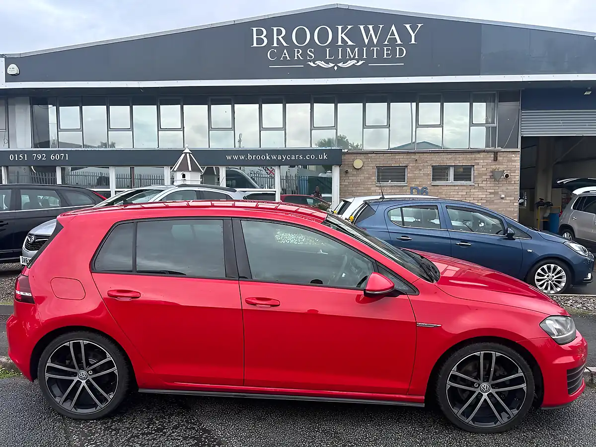 Used 2016 Volkswagen Golf Gtd Red - Interior and Exterior details 2