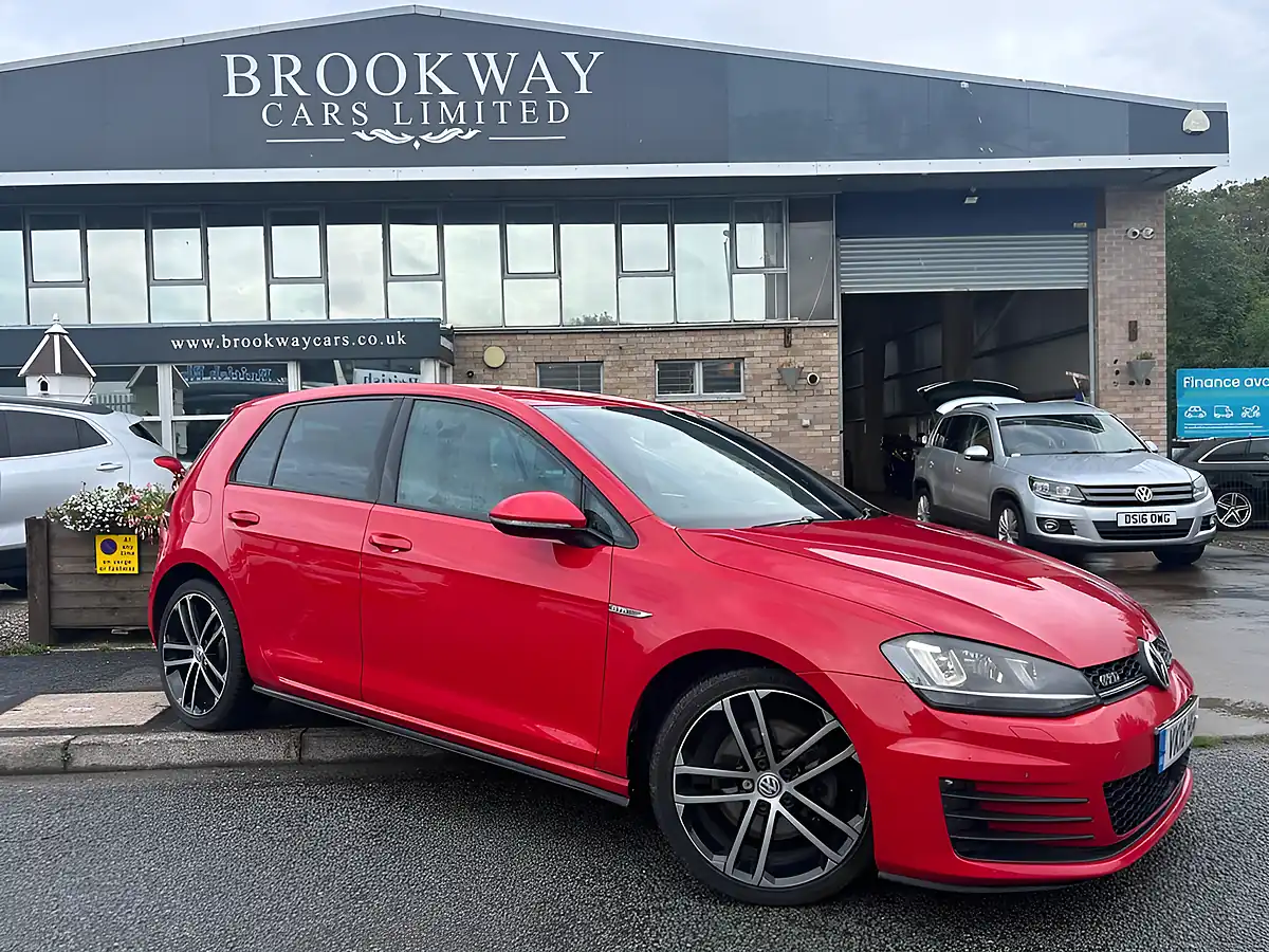 Used 2016 Volkswagen Golf Gtd Red - Interior and Exterior details 6