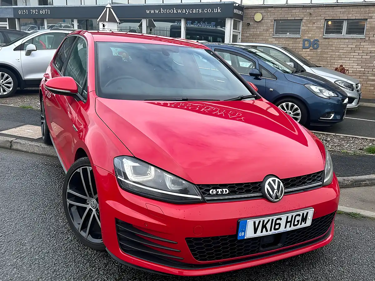 Used 2016 Volkswagen Golf Gtd Red - Interior and Exterior details 8