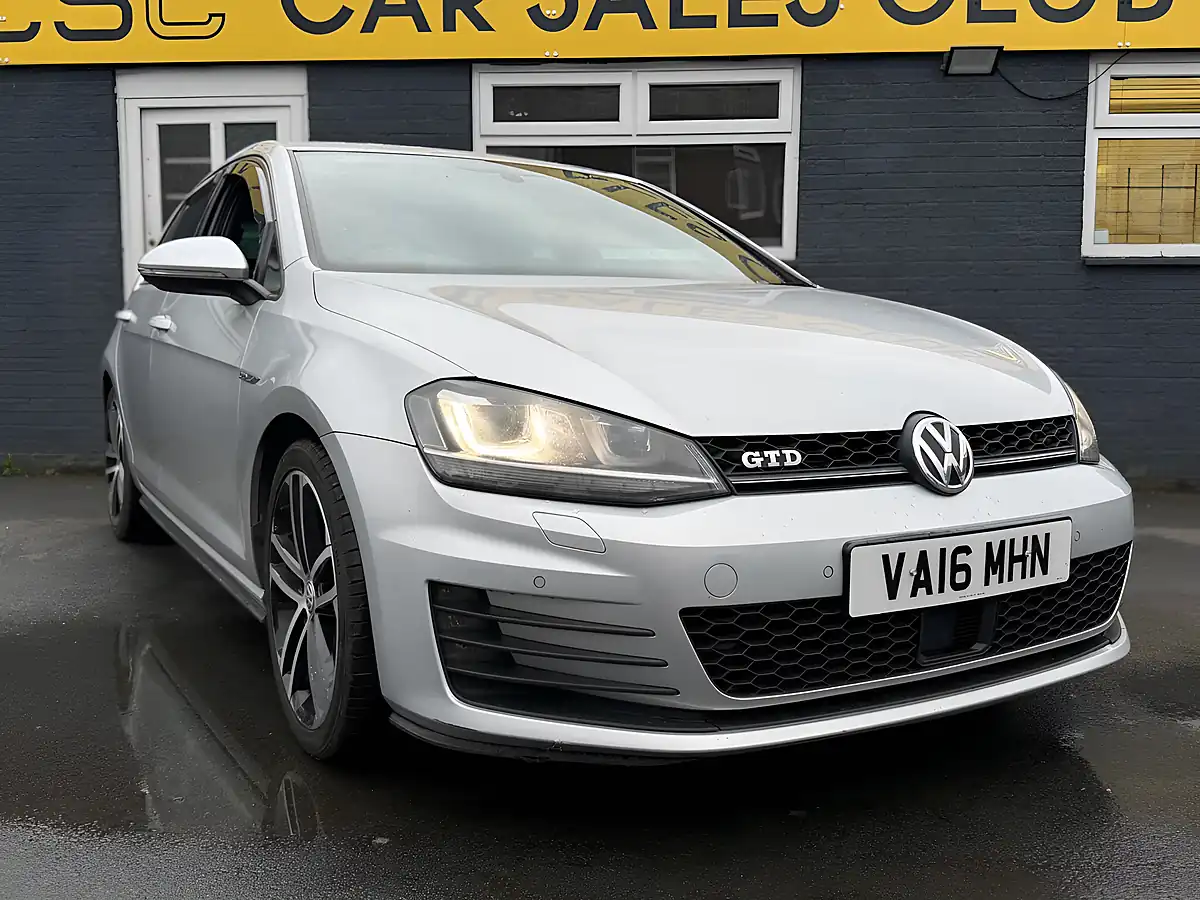 Used 2016 Volkswagen Golf Gtd Silver - Interior and Exterior details 13