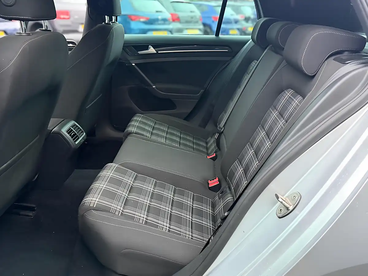 Used 2016 Volkswagen Golf Gtd Silver - Interior and Exterior details 15