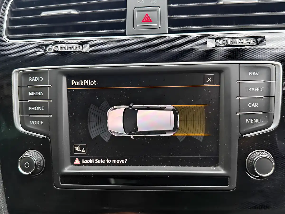 Used 2016 Volkswagen Golf Gtd Silver - Interior and Exterior details 4