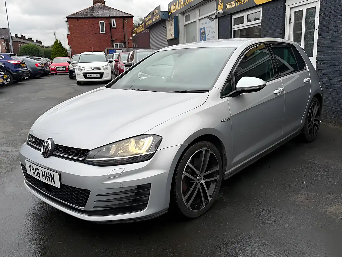 Used 2016 Volkswagen Golf Gtd Silver - Interior and Exterior details 8