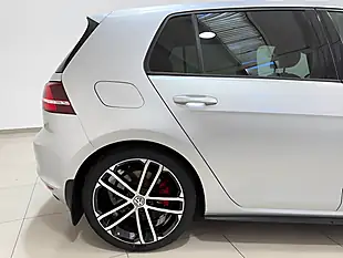 Used 2016 Volkswagen Golf Gtd Silver - Interior and Exterior details 9